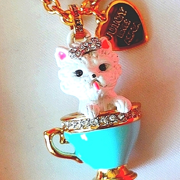 Juicy Couture and ASPCA, Kitten in a Cup Jewelry - Juicy Couture Large White Persian 😺 Charm in a Cup--Support the ASPCA NWT